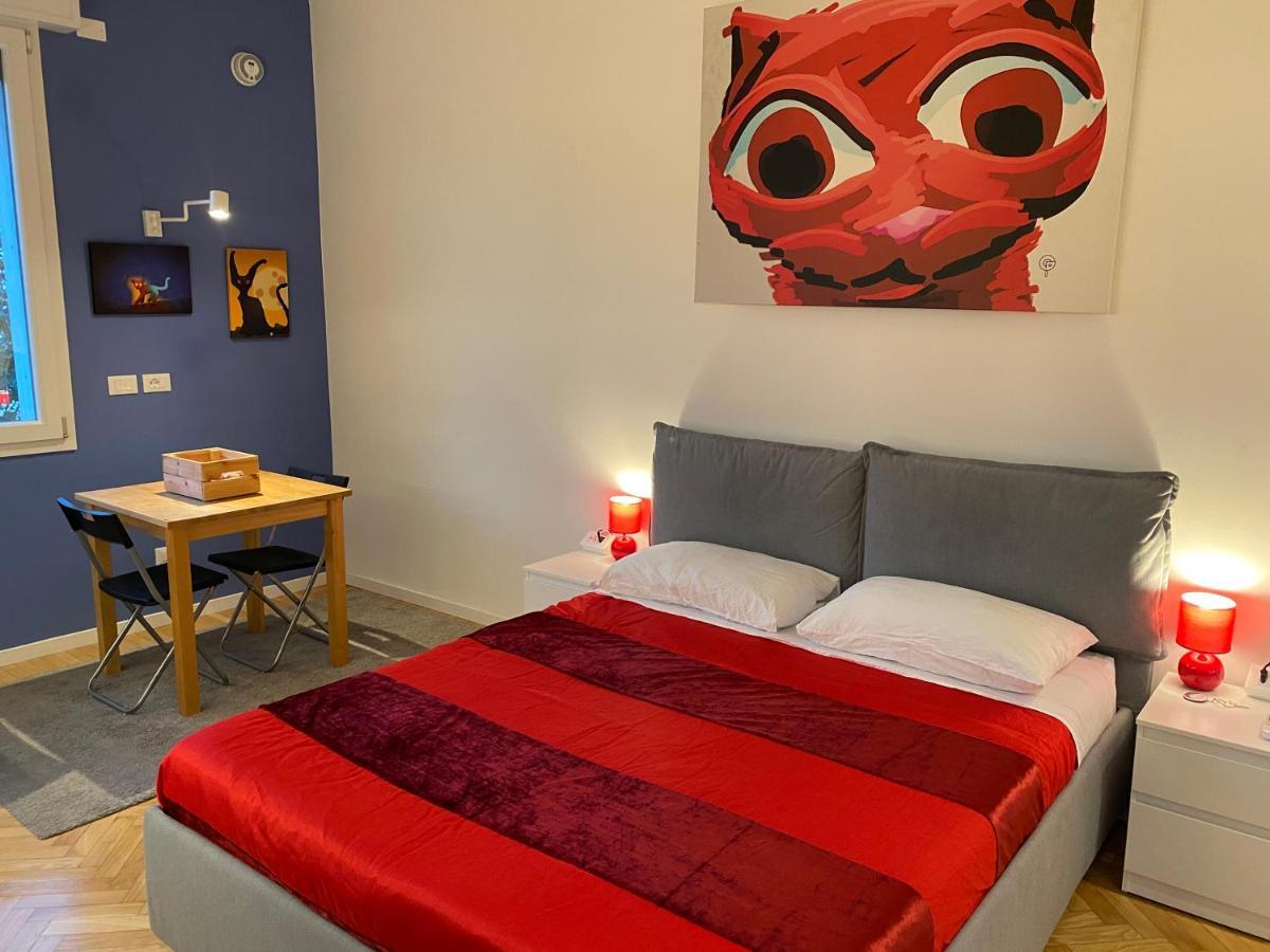 Tra Le Torri B&B - Ampia Stanza Privata In Appartamento Con Bagno Privato Accessibile Da Corridoio Bologna Ngoại thất bức ảnh